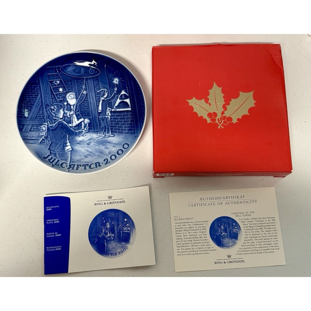 2000 Bing and Grondahl Annual Christmas Plate Santa And Kids Denmark   7" *MINT*